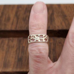 Size 3.5 925 Sterling Silver Cute Rustic Floral Design Toe Ring